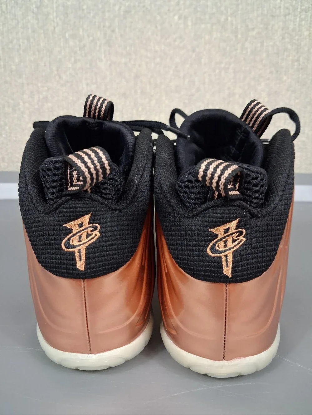 Nike Little Posite One Shoes Kids 5.5Y Black Metallic Copper Basketball Athletic
